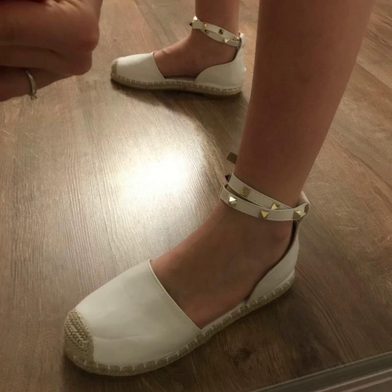 Sandale de vară ortopedice atemporale și de susținere