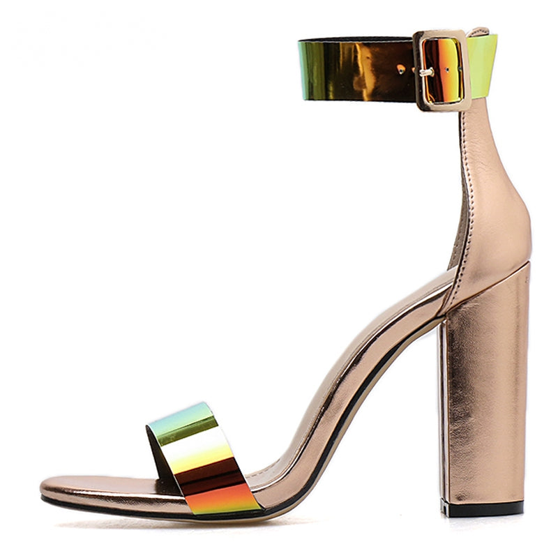 Sandale de vară ortopedice confortabile și elegante