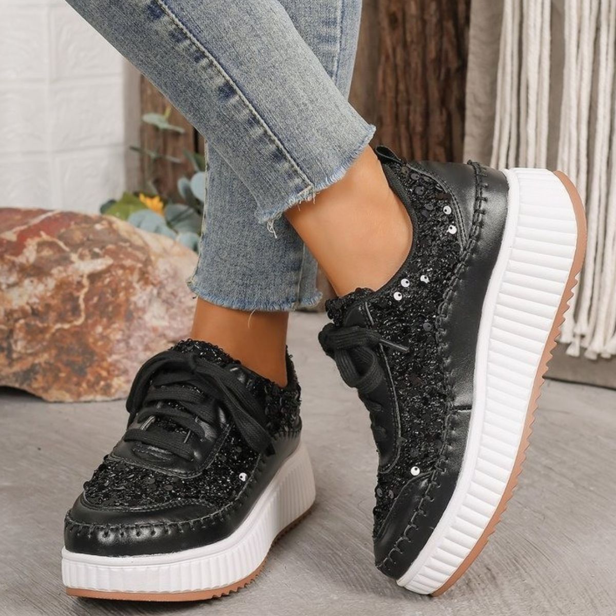 Adidași ortopedici de susținere și eleganți pentru vară
