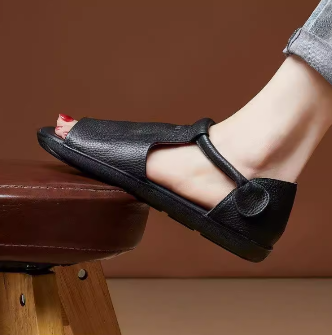 Pantofi de vară ortopedici la modă și de susținere
