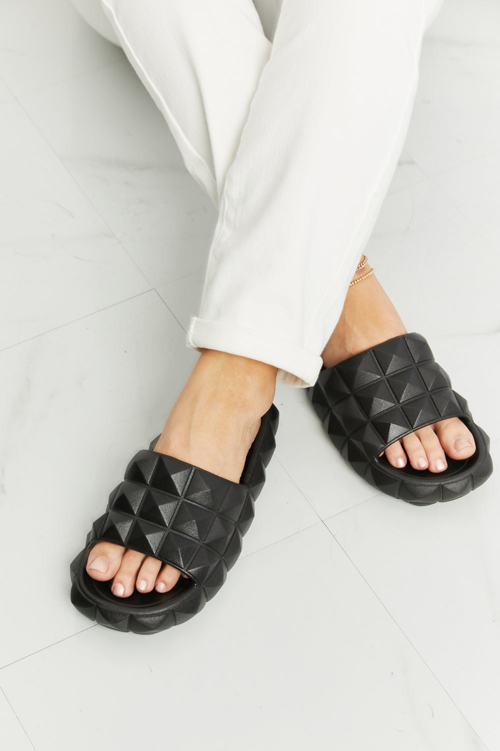 Încălțăminte de vară ortopedică casual adaptată