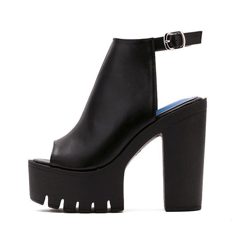 Sandale de vară ortopedice confortabile și elegante