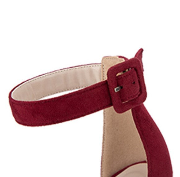 Sandale de vară ortopedice confortabile și elegante