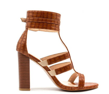 Sandale de vară ortopedice confortabile și elegante