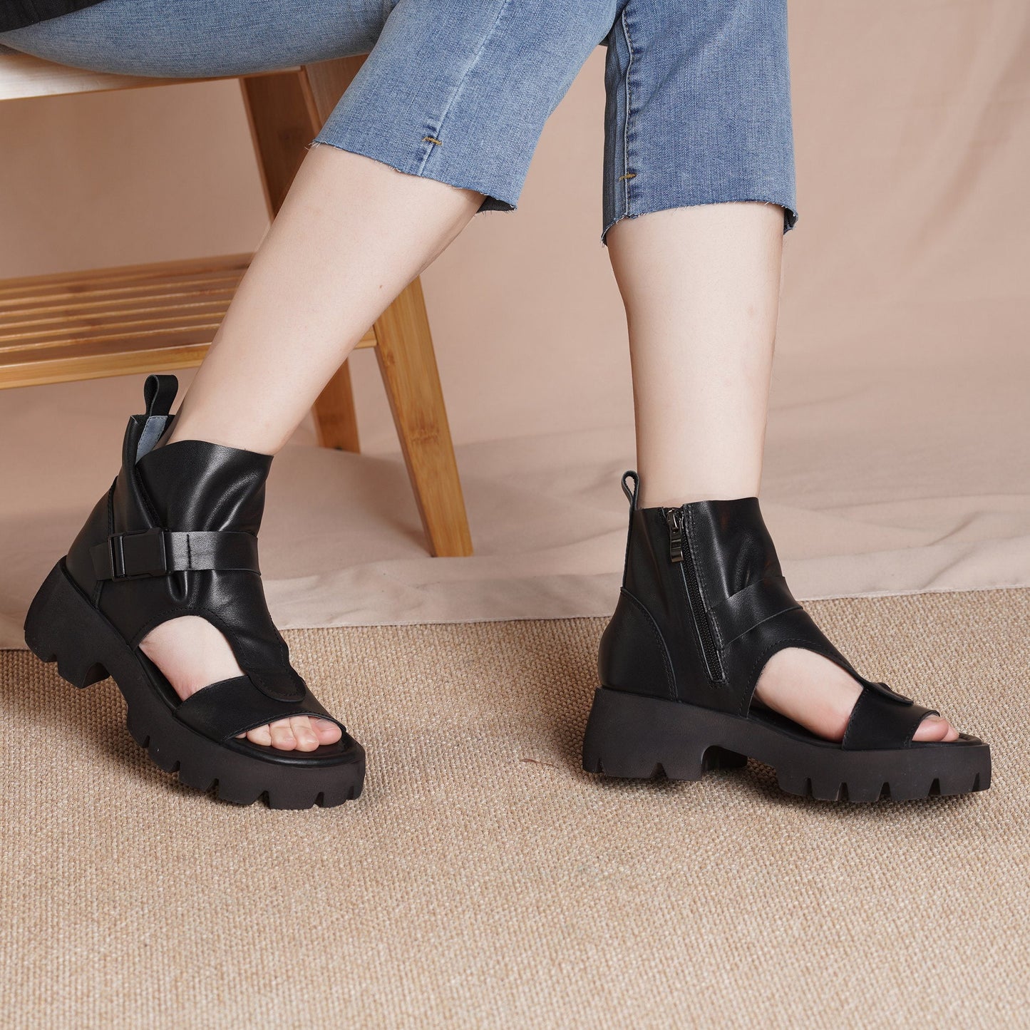 Sandale de vară ortopedice confortabile și elegante