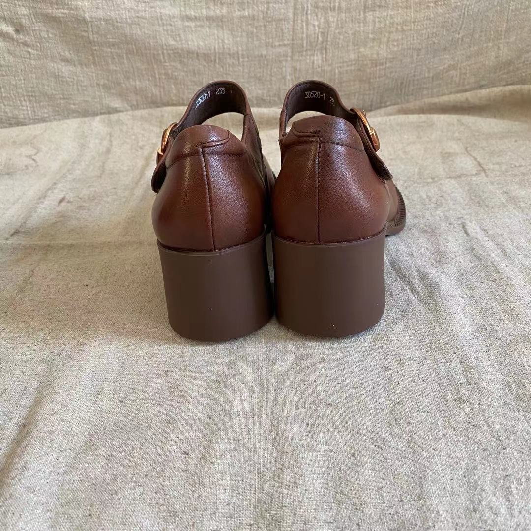 Sandale ortopedice de vară la modă și cu susținere
