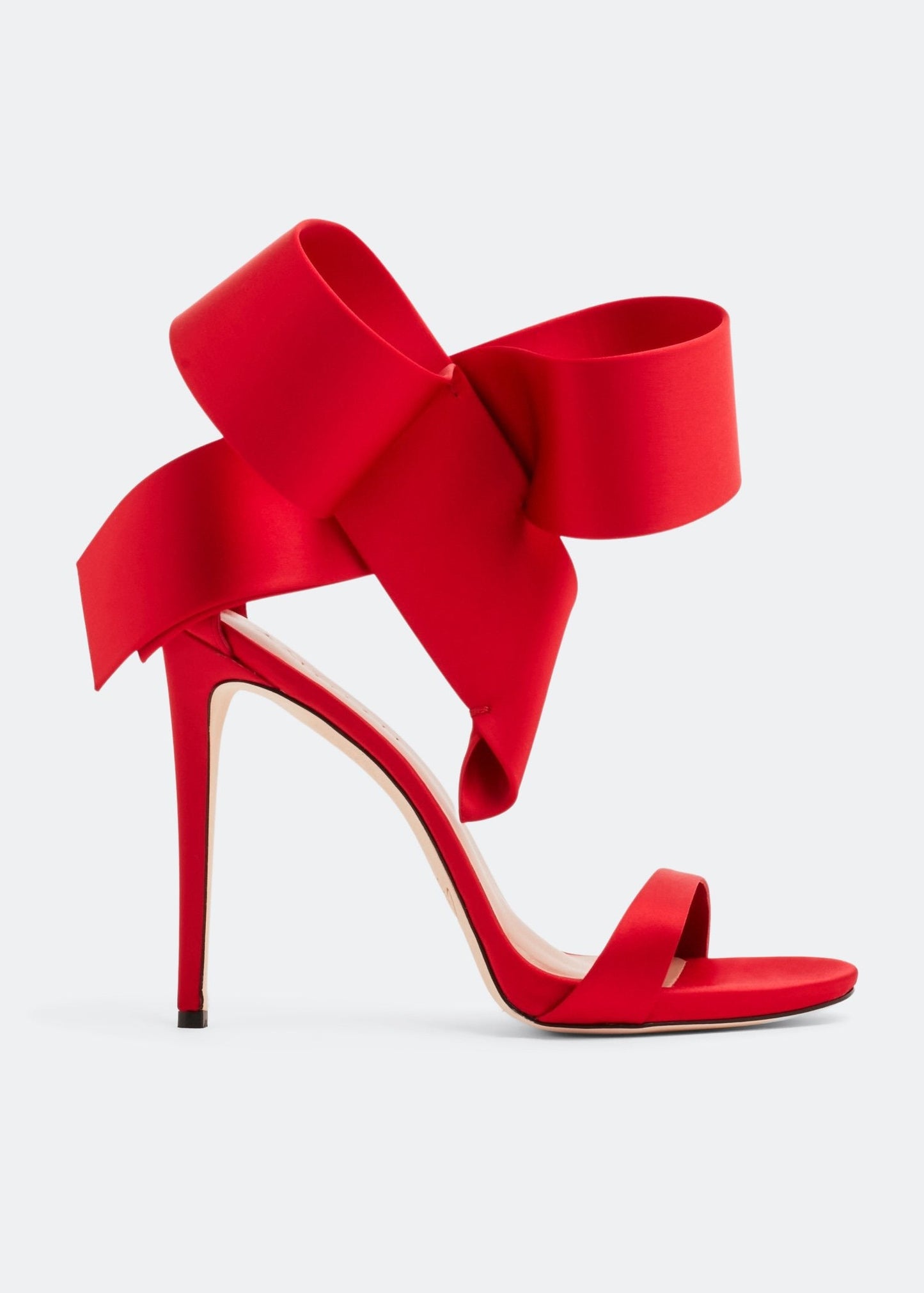 Sandale de vară ortopedice confortabile și elegante