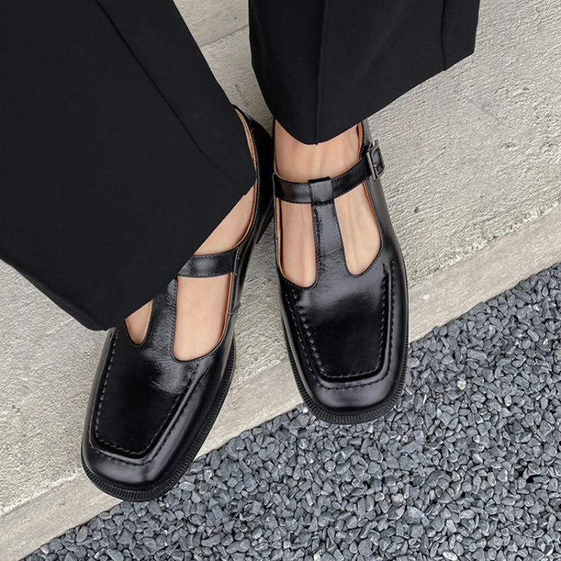 Sandale de vară de susținere elegante și detaliate