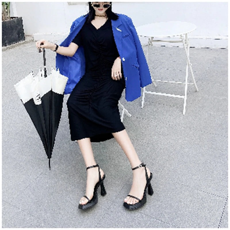 Sandale de vară de susținere elegante și detaliate